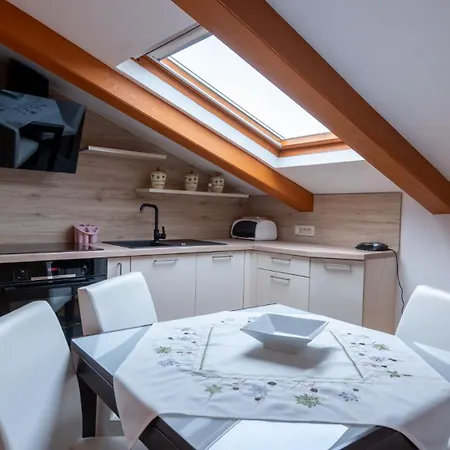 Mihaela Relax & Privacy Near Opatija By Guide Villa *