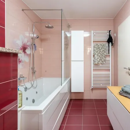 Mihaela Relax & Privacy Near Opatija By Guide Villa